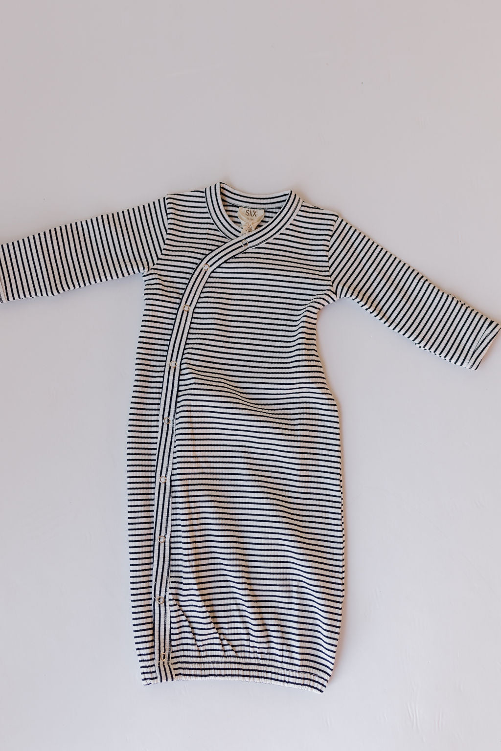 jayden organic gown