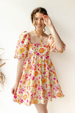 mode, it's a party mini dress