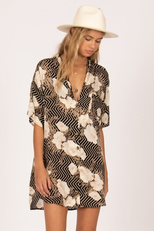 mode, island oasis short sleeve button up woven