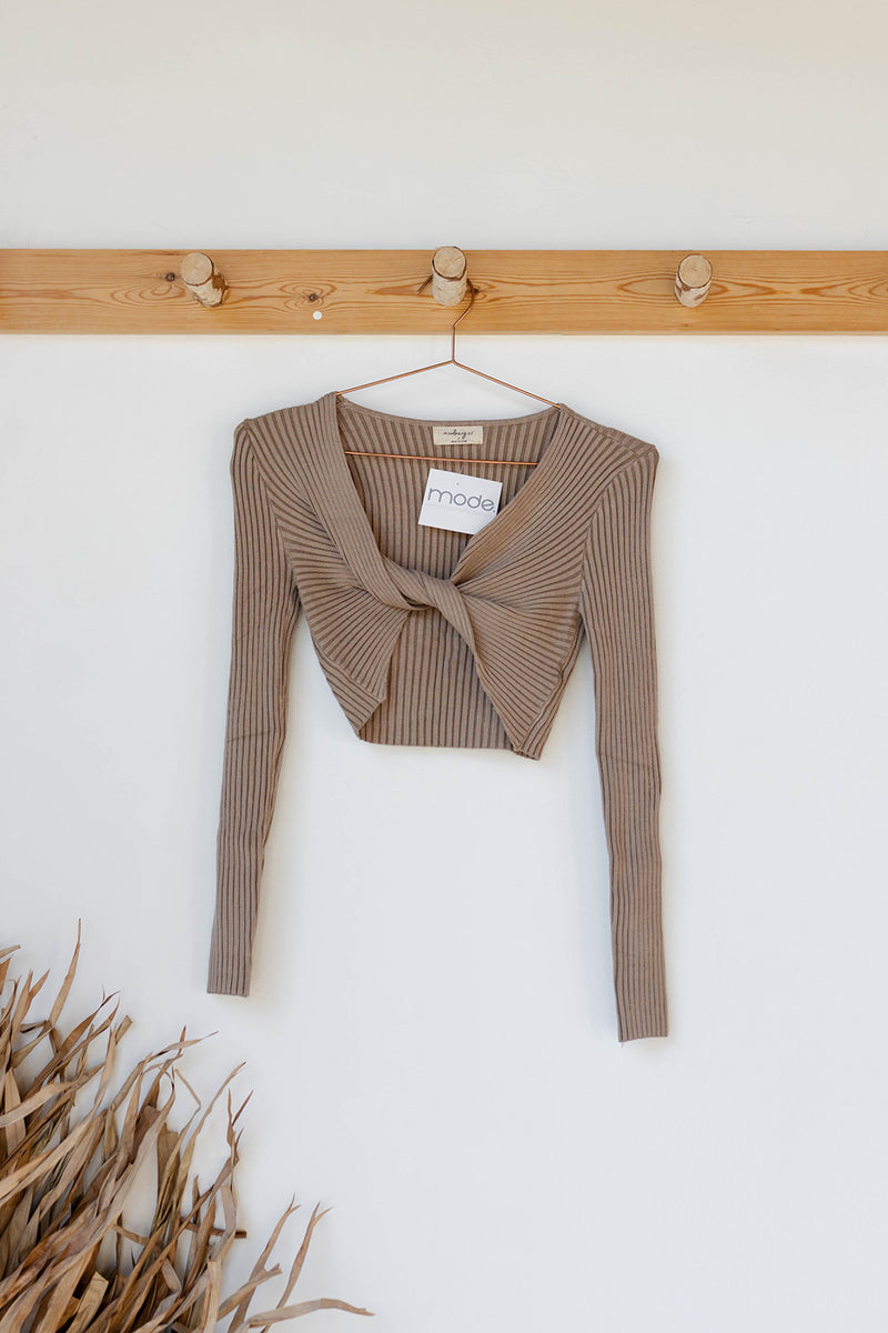 mode, ezra twist crop top