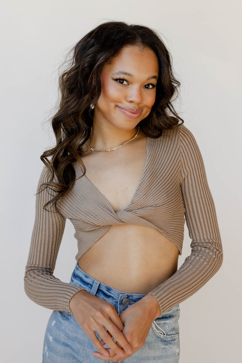 mode, ezra twist crop top