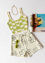 daisy print shorts