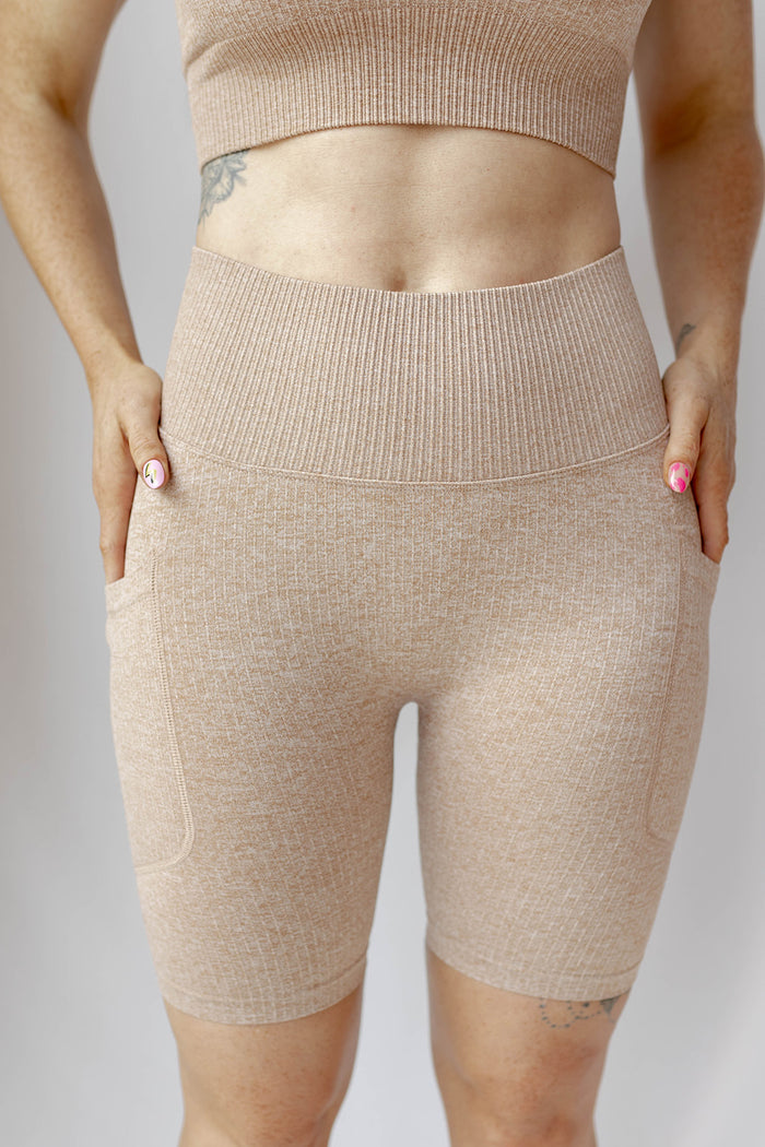 mode, blurred lines bike short
