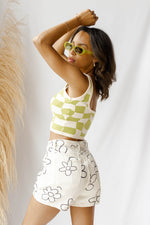 daisy print shorts