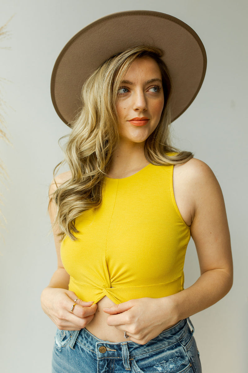 mode, fearless twist crop