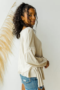 mode, ruffled up top