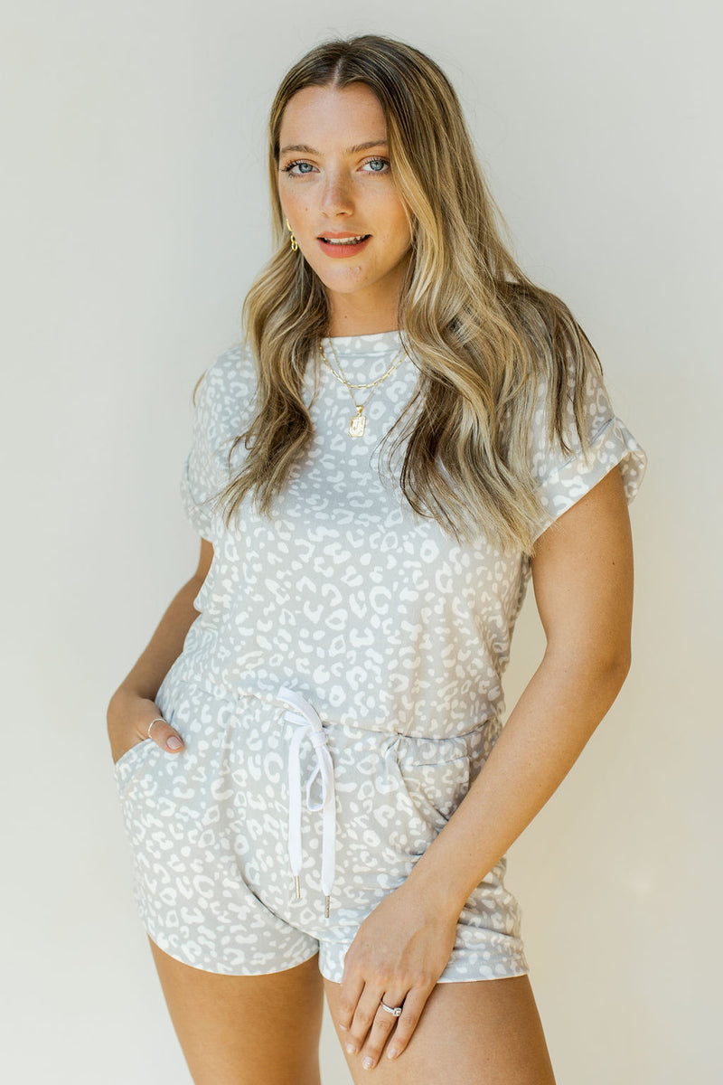 mode, grey tones romper