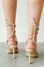 mode, string me along heels
