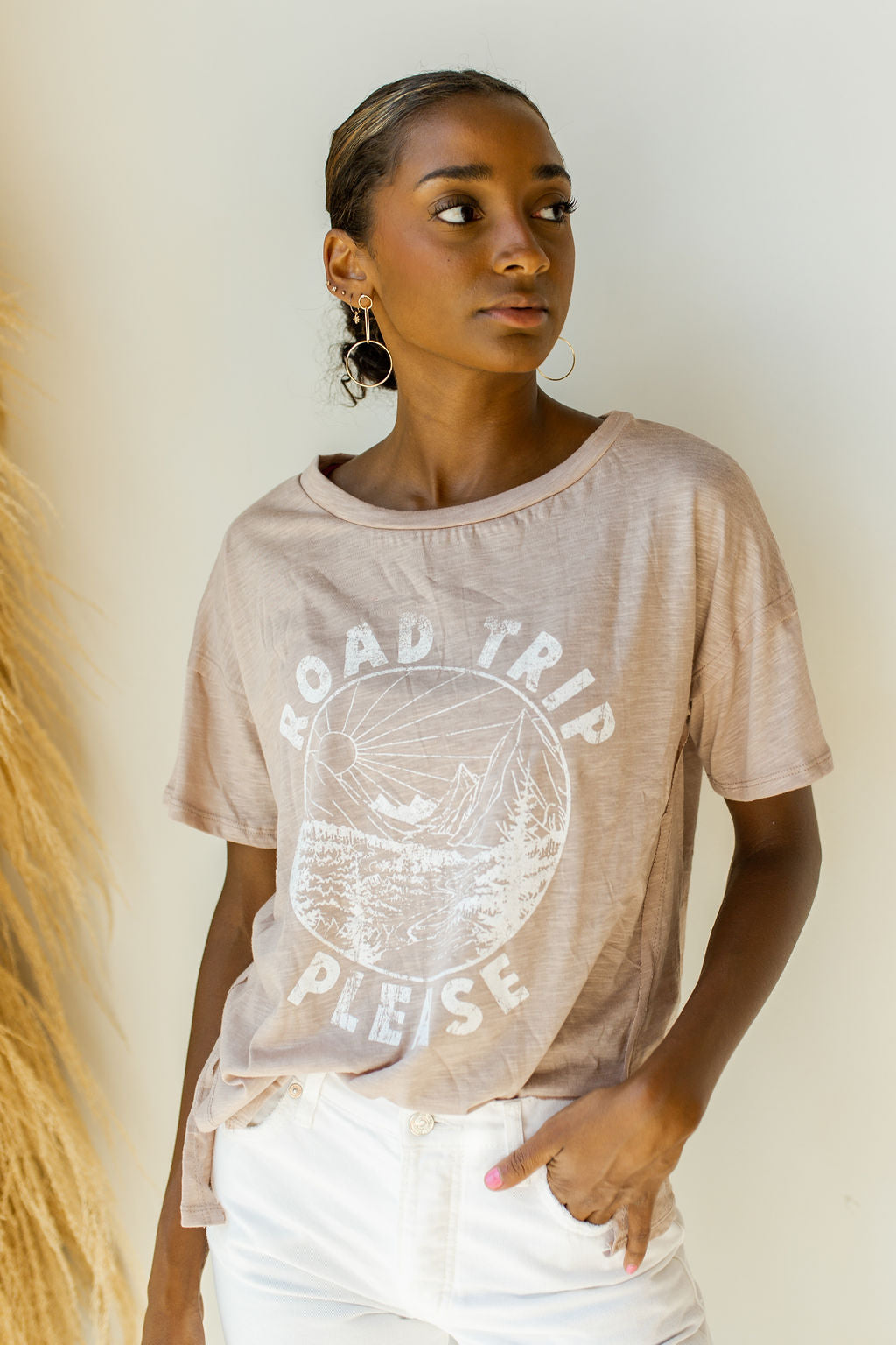 mode, road trip graphic tee