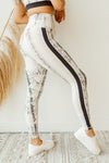 mode, snake leggings