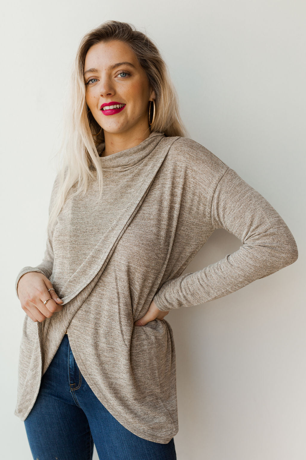 mode, cross front longsleeve top