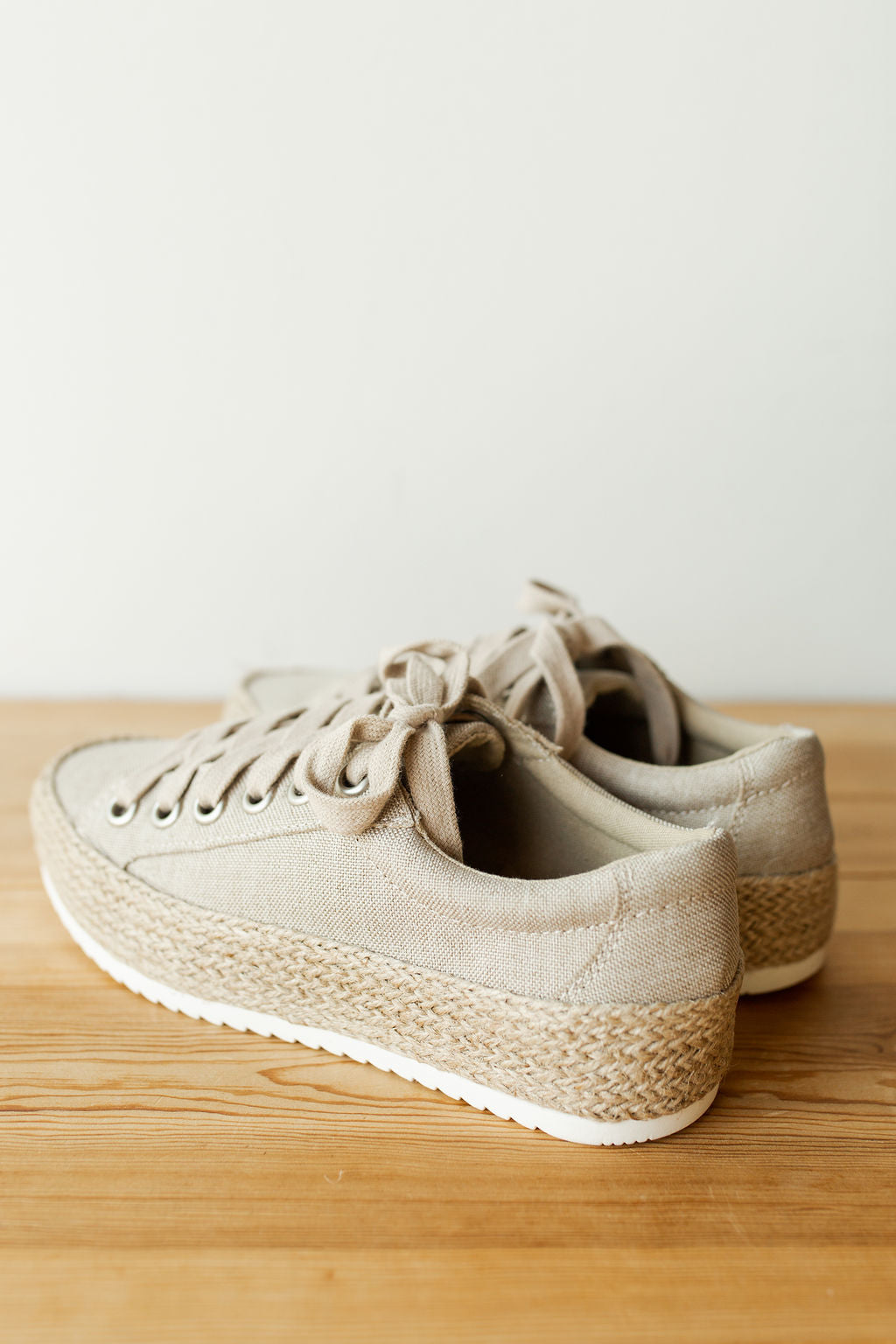 mode, sky high espadrille sneaker