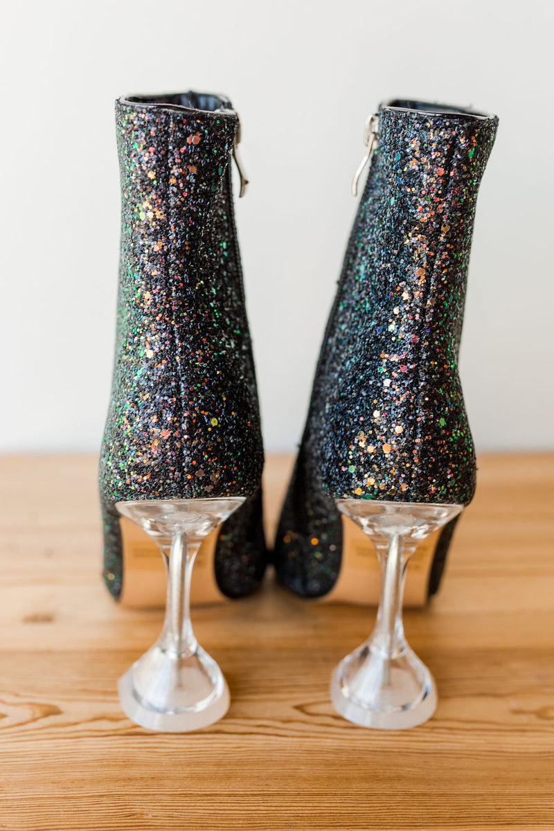 mode, glitter and glow bootie