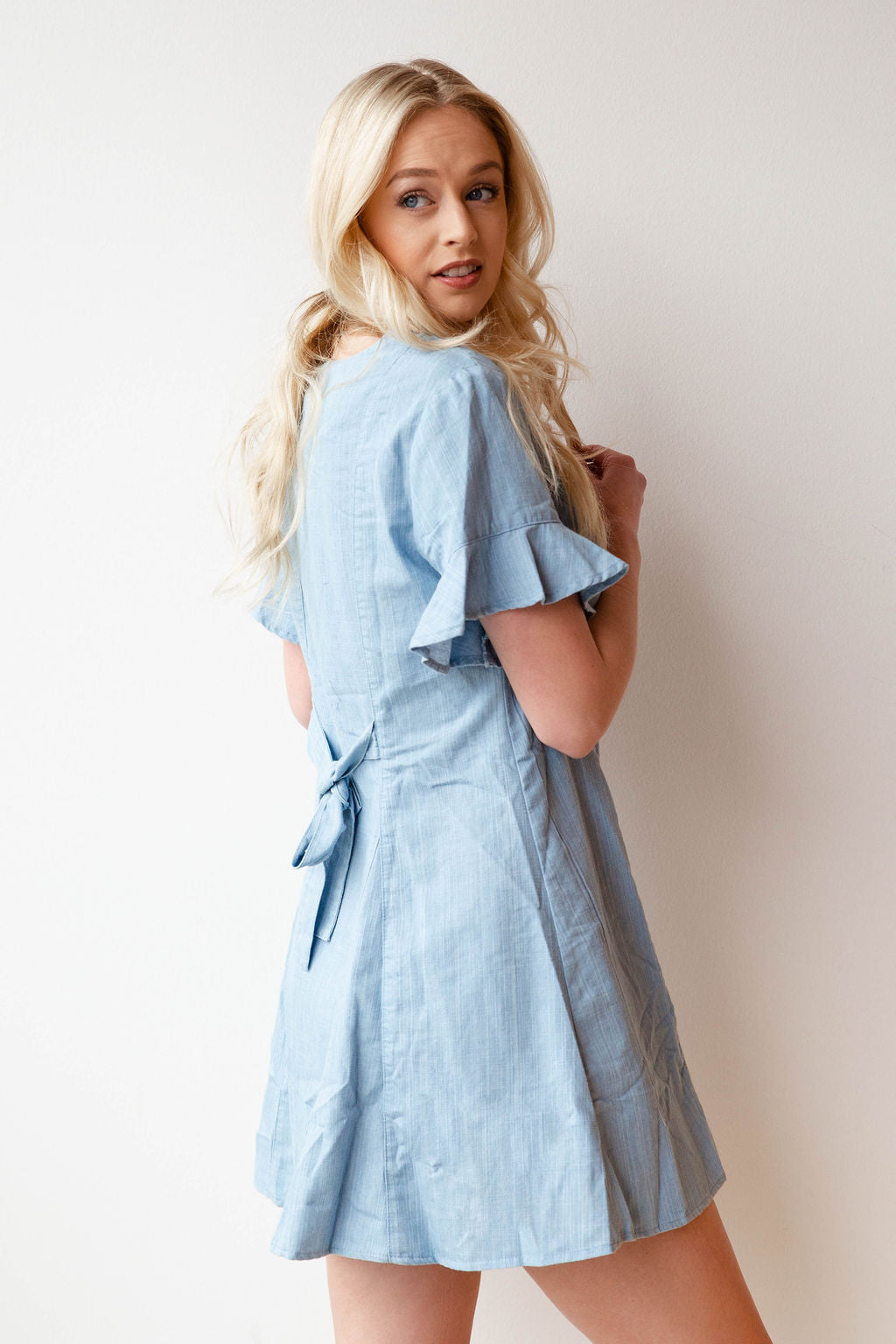 mode, daisy denim dress