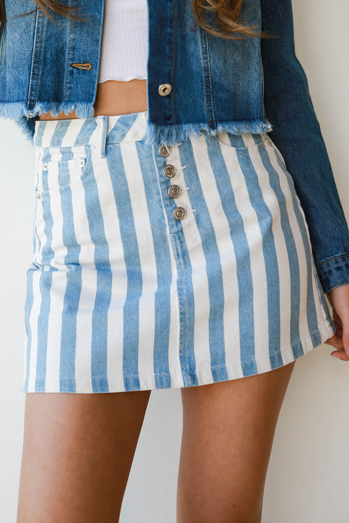 mode, rad stripes skirt