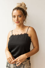 mode, square neck lace tank