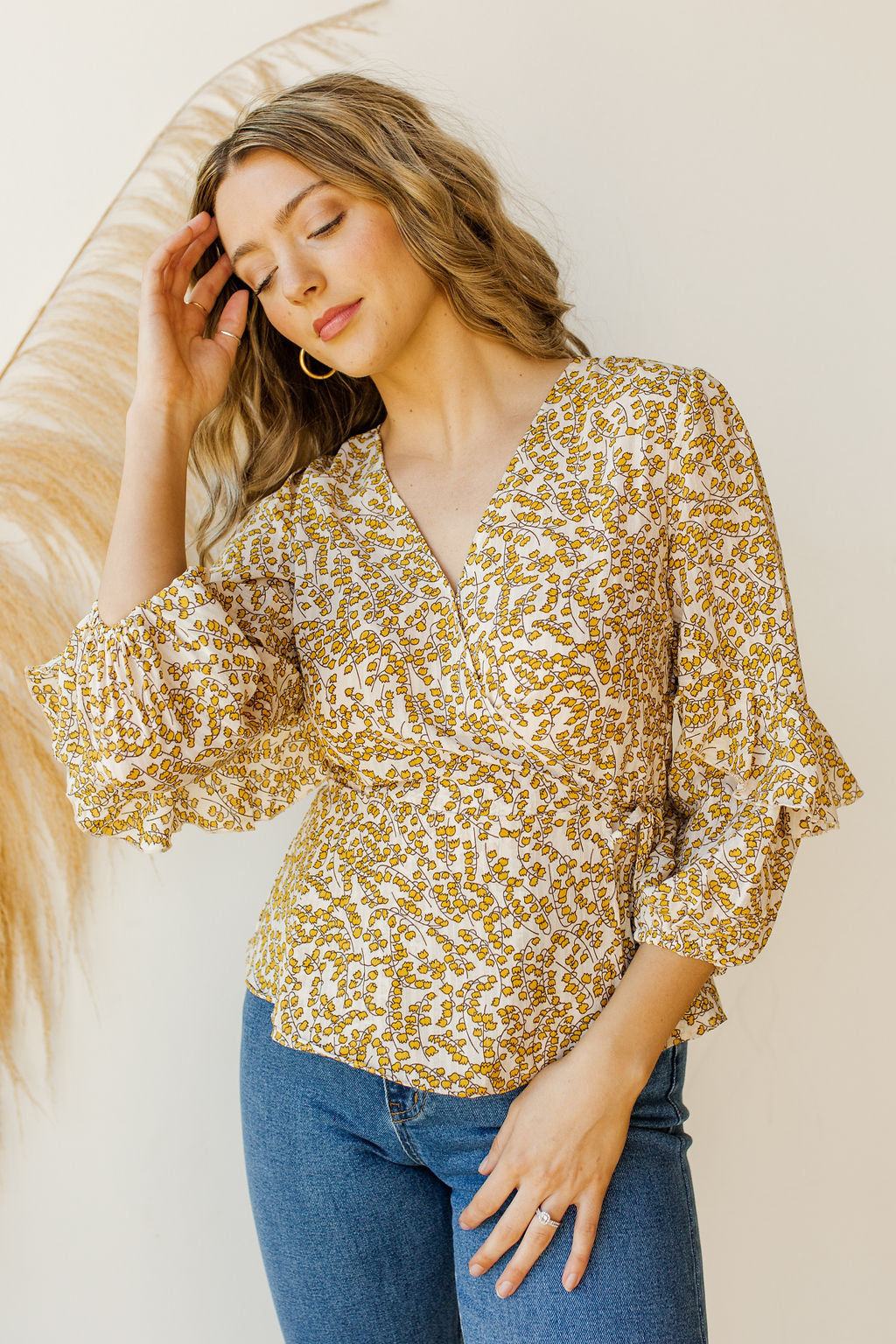mode, hello sunshine top
