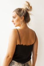 mode, square neck lace tank