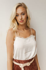 mode, square neck lace tank