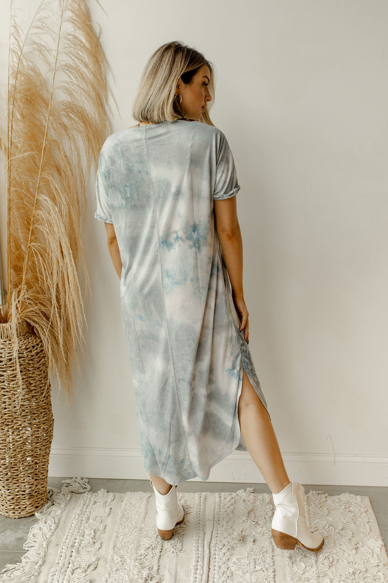 mode, ocean waves long dress