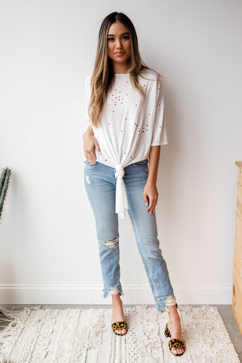 mode, distressed tie front top