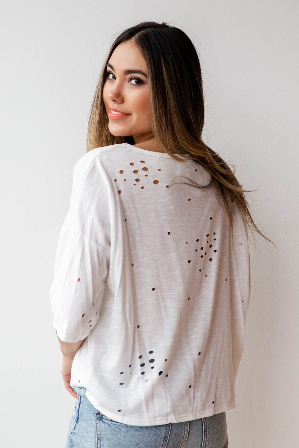 mode, distressed tie front top