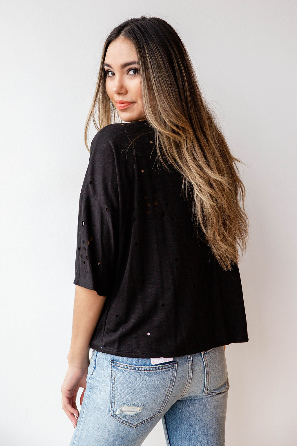 mode, distressed tie front top