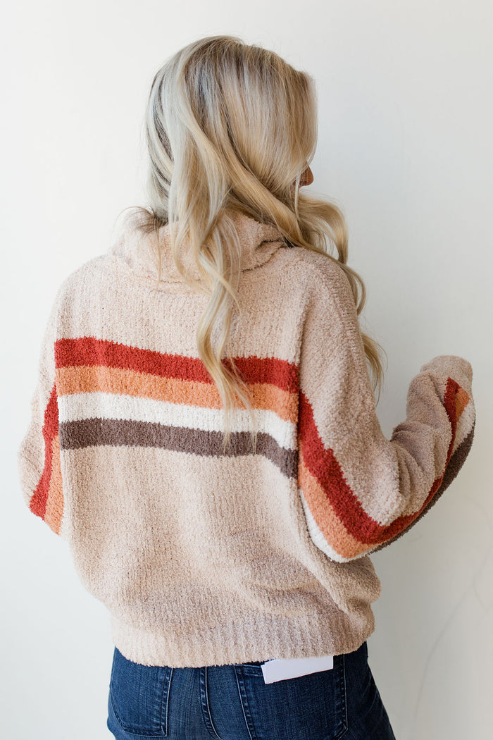 mode, stripes across sweater
