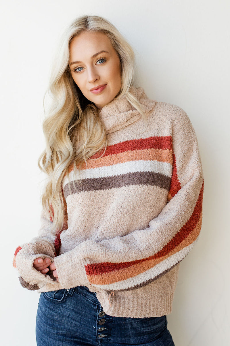 mode, stripes across sweater