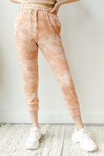 mode, marsala joggers