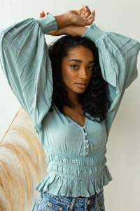 mode, Tara smocked waist blouse