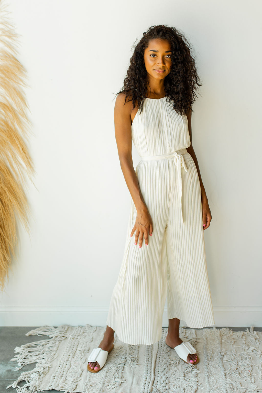 mode, halter pleated jumpsuit