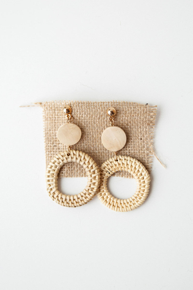 mode, woven circle + wooden circle