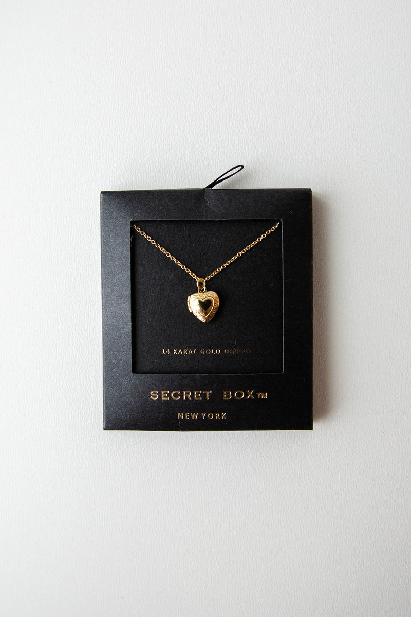 mode, cherished locket