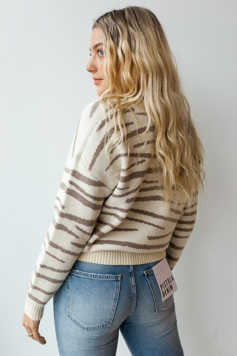 mode, snow zebra sweater