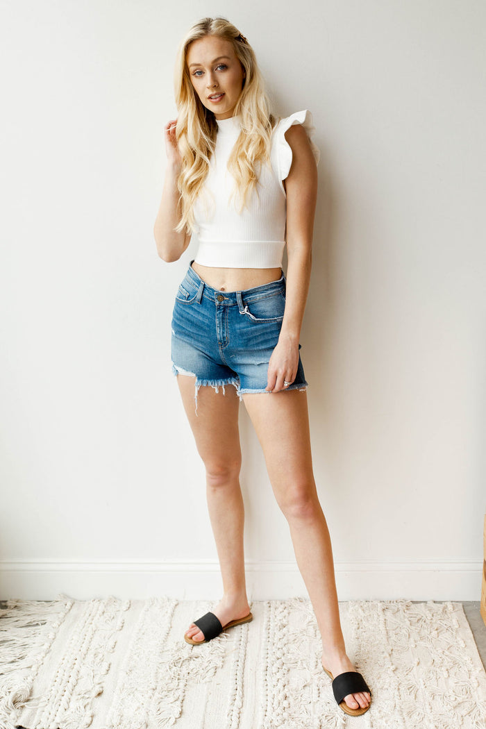 mode, high rise raw hem shorts