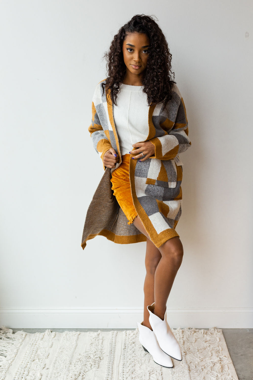 mode, mustard mix sweater