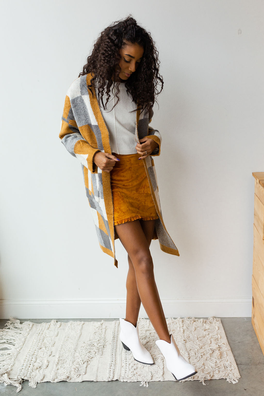 mode, mustard mix sweater