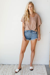 mode, flutter sleeve v neck tee