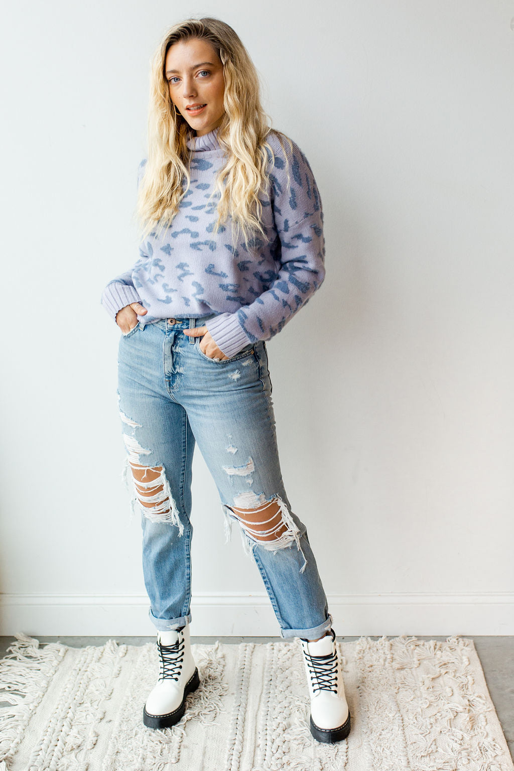mode, fuzzy knit leopard sweater