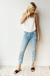 mode, dremeled boyfriend jeans
