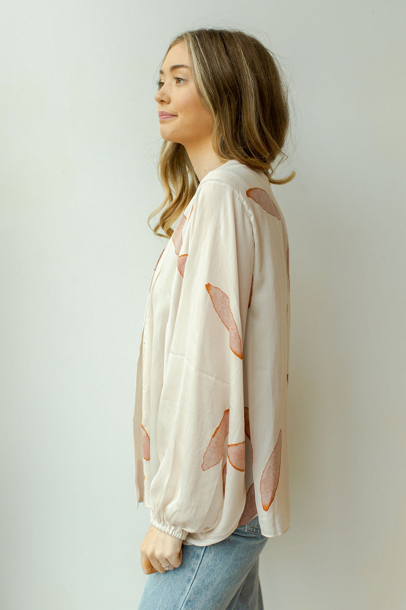 mode, petal print kimono