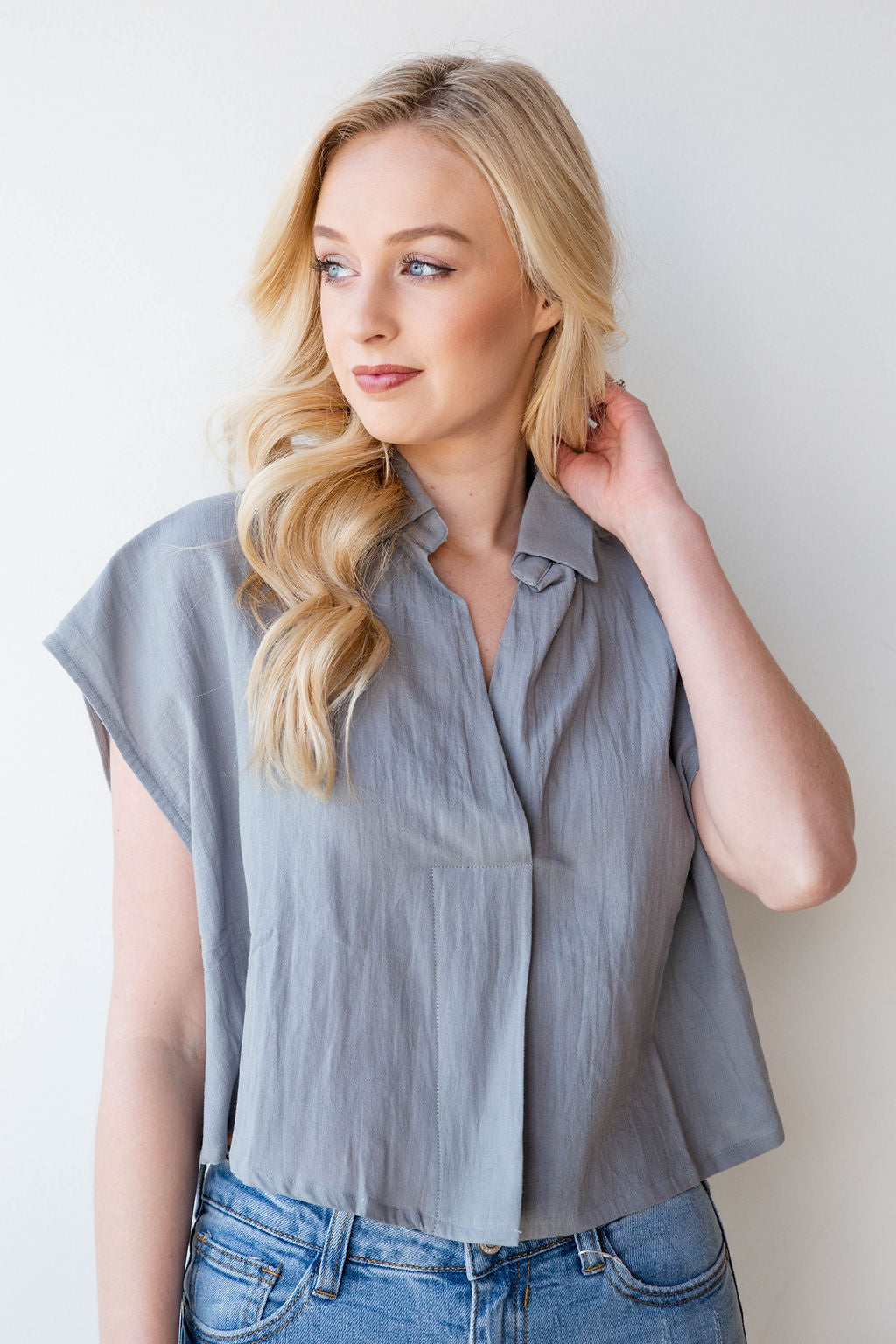 mode, cotton ball crop shirt