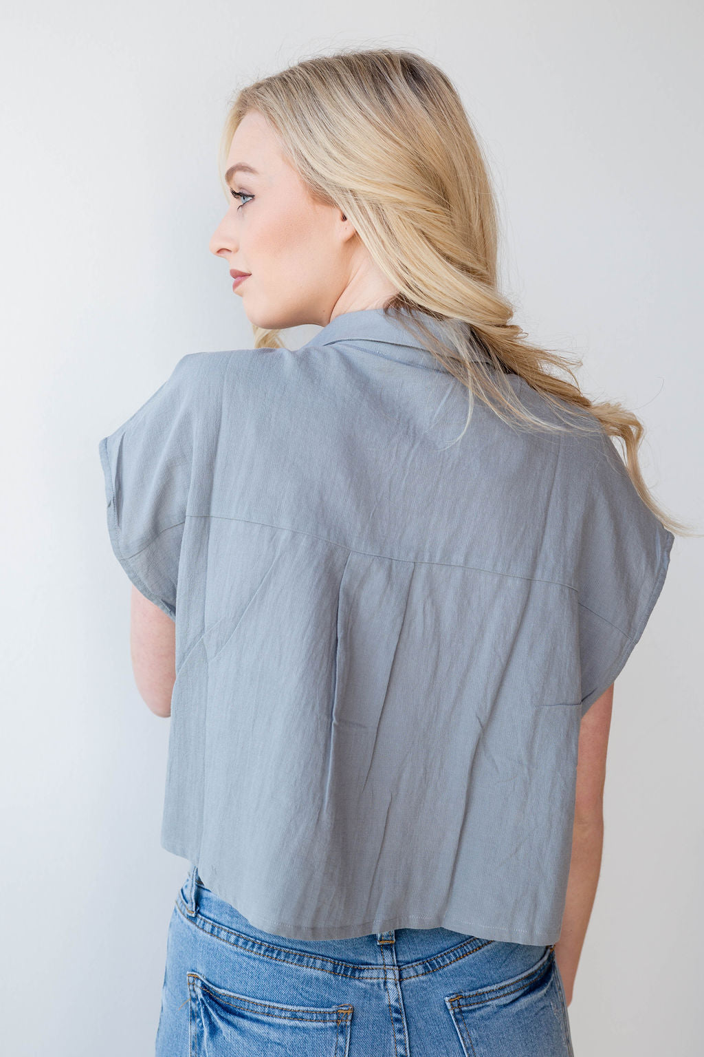 mode, cotton ball crop shirt