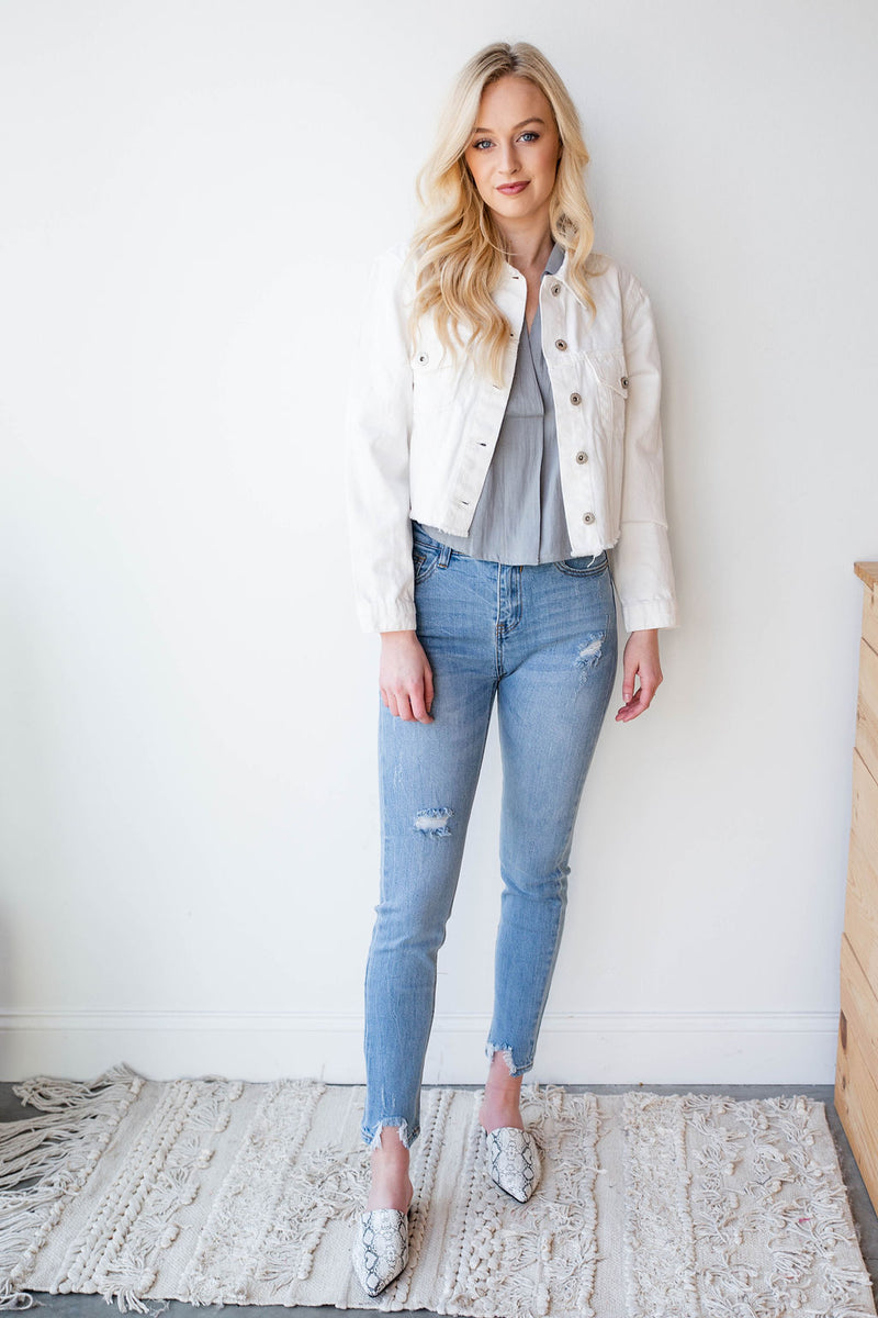 mode, majority wins raw hem denim jacket