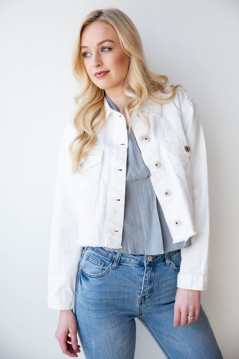 mode, majority wins raw hem denim jacket