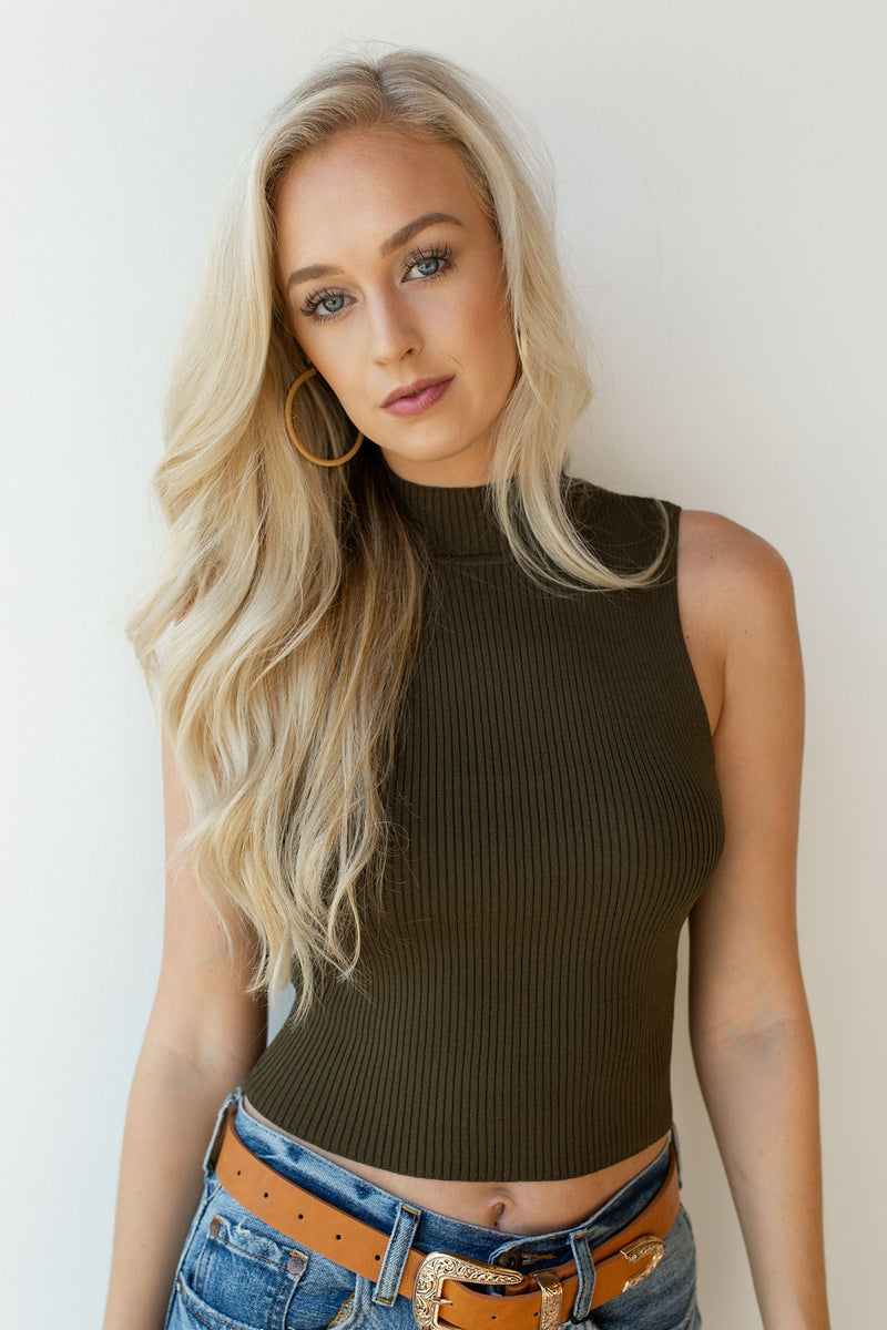 mode, smooth moves turtle neck crop