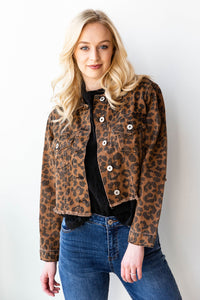 mode, majority wins raw hem denim jacket