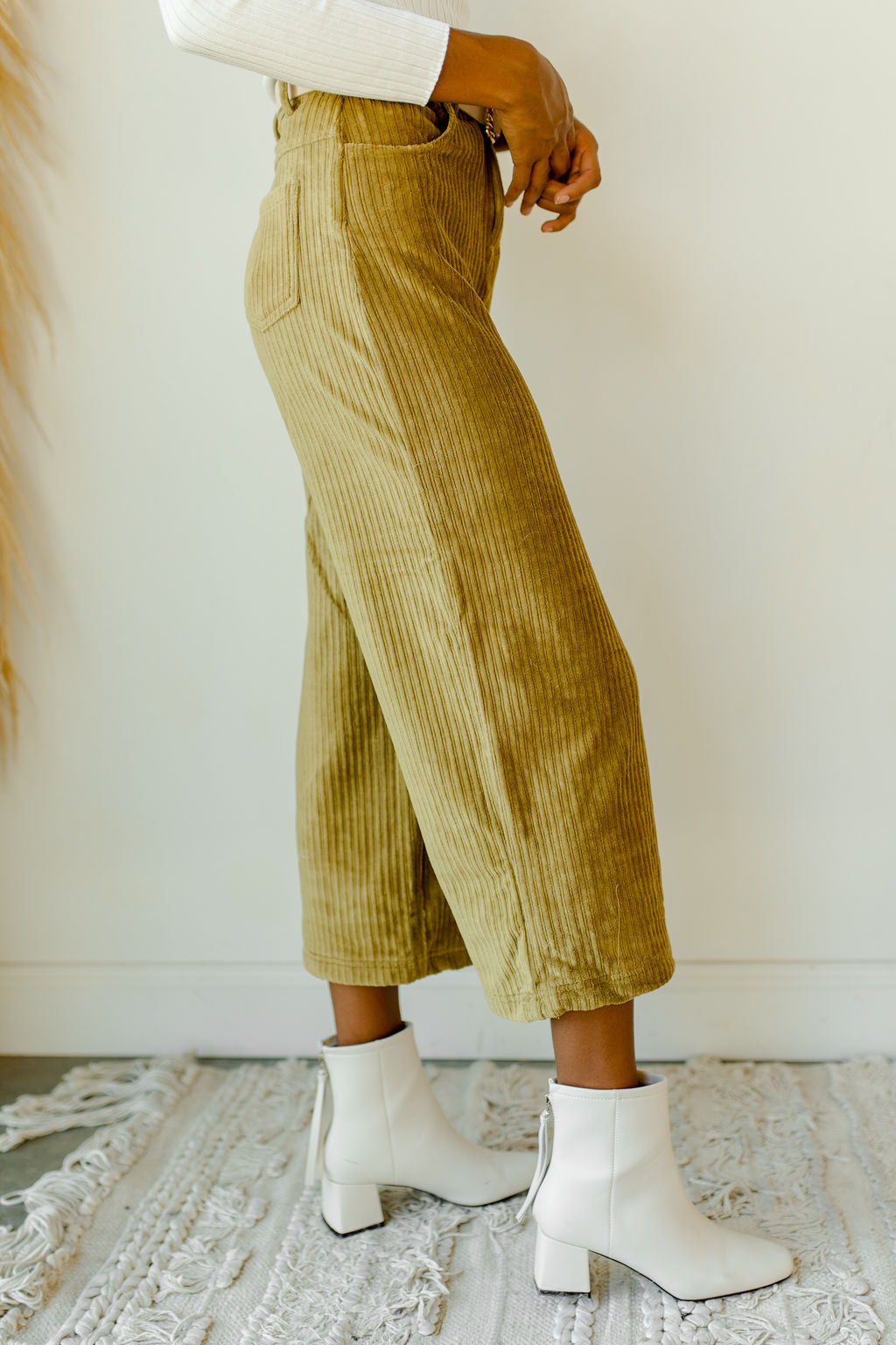 mode, one up wide leg pants