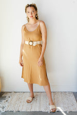 mode, friendly face long slit dress